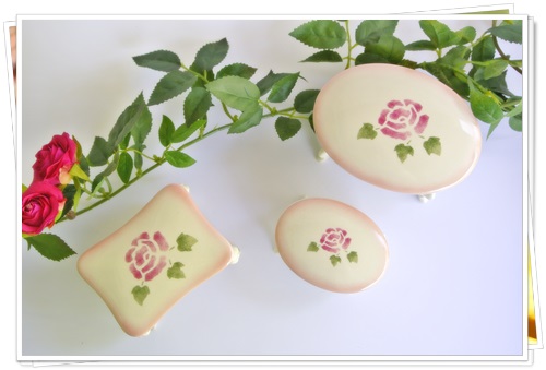 マニー　ローズ陶器　ペタル　オーバルケース