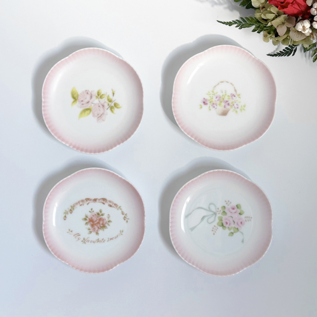 フラワーナッピー皿