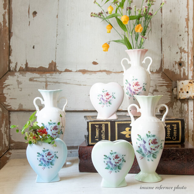 プリンセスローズグリーン　エレガンス手付花瓶